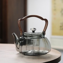 Từ mọi hướng, chúng tôi mang theo dầm và chậu